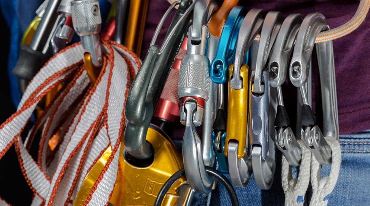 Профессиональные карабины для высотных работ